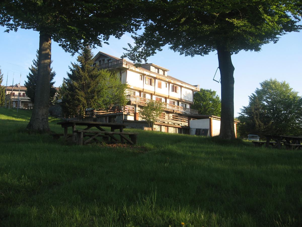 Piampaludo Albergo Rifugio Montecucco מראה חיצוני תמונה