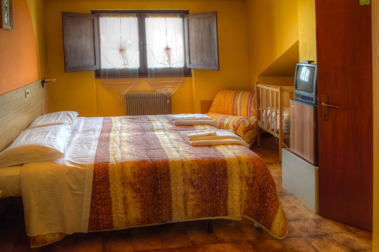 Piampaludo Albergo Rifugio Montecucco מראה חיצוני תמונה